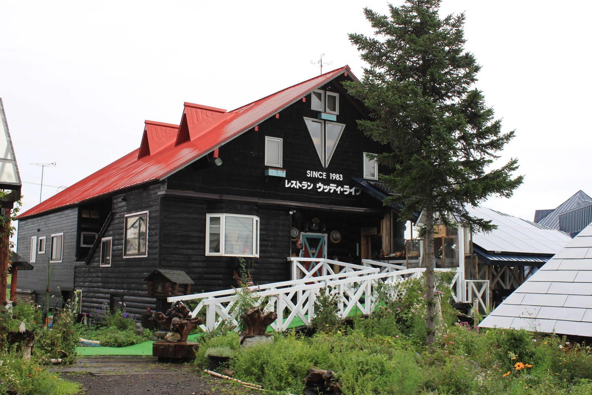 Woody Life Villa Kamifurano Bagian luar foto